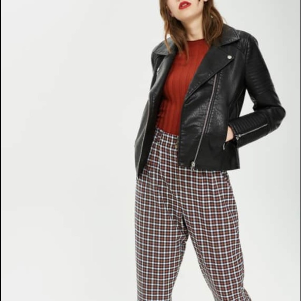 🔥NWT TOPSHOP ON-TREND MOTO JACKET!🏍 - Picture 2 of 8